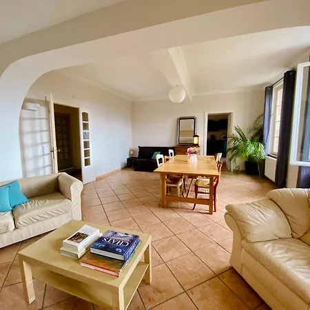Chez Francis Holiday home